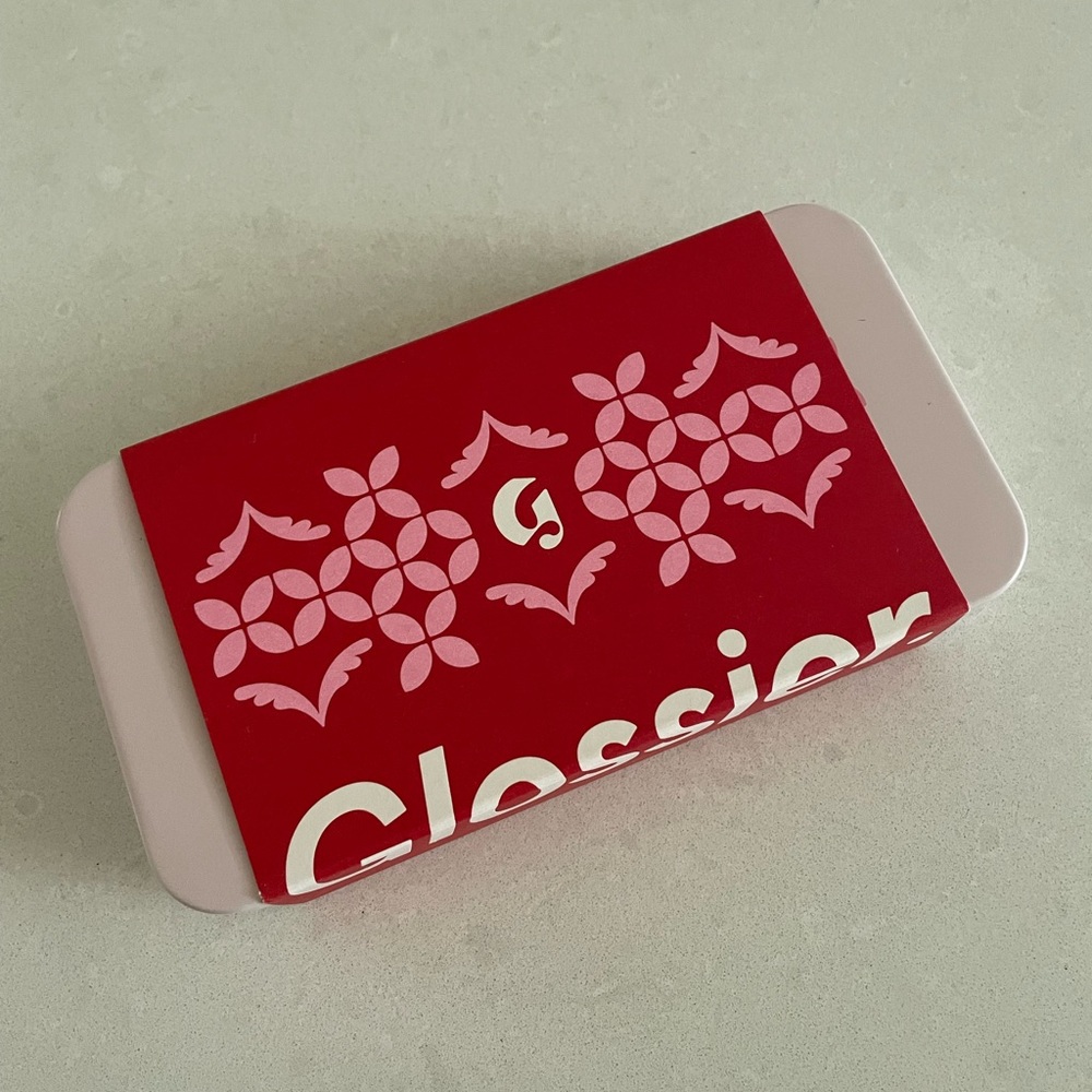 Glossier Touch Up Kit Holiday 2022